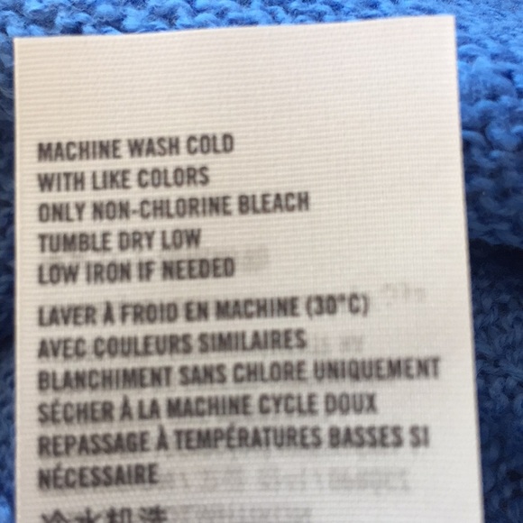 Abercrombie & Fitch sweater - Picture 7 of 7